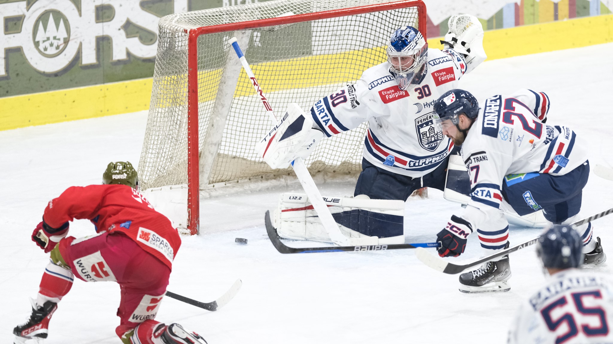 A listavezető otthonában veszített a Volán