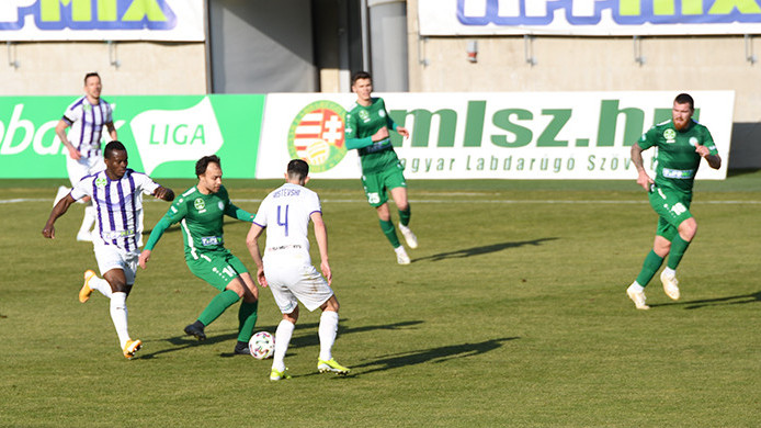 Győzött az Újpest Pakson